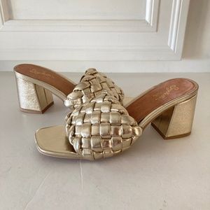 NWOT Seychelles Anthropologie Connoisseur Gold Square Toe Heeled Slides Sz 8